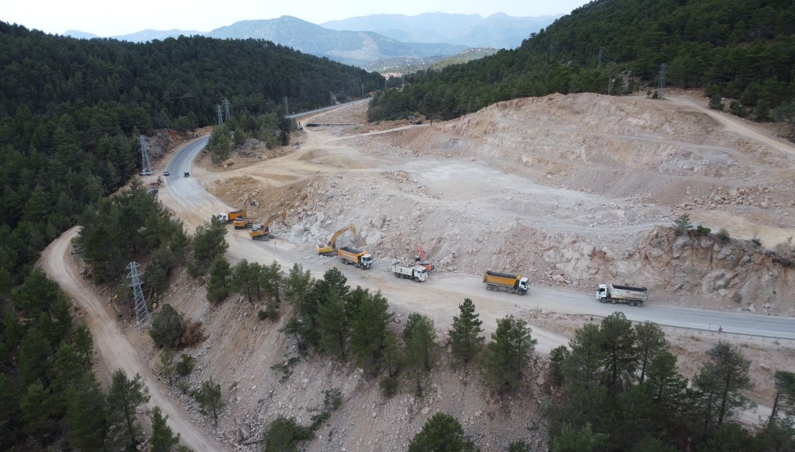 dikkat antalya konya yolu kapatildi BZ5q2EYw
