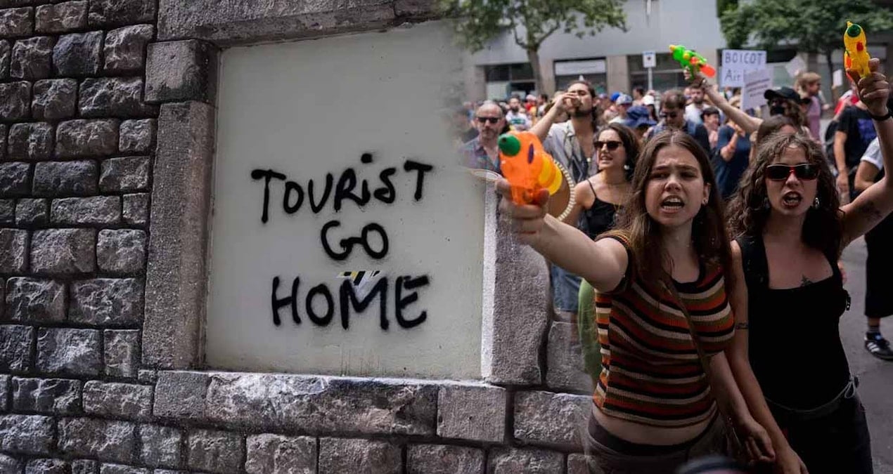 ulkedeki protestolar had safhaya ulasti turistlere tahammul kalmadi gordukleri yerde su sikiyorlar CIvUFp4l