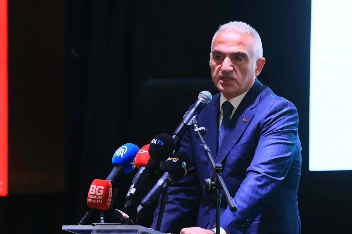 bakan ersoy son 8 yilda 9 binden fazla kultur varligimizin iade edilmesini sagladik ECRJUHgL