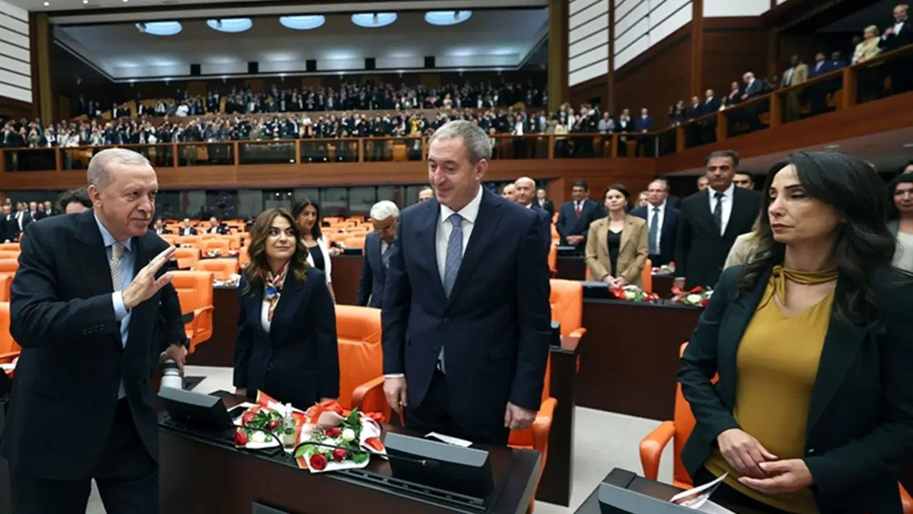 dem partiden meclise 4 kasim onergesi 6rKDi2YZ.jpg