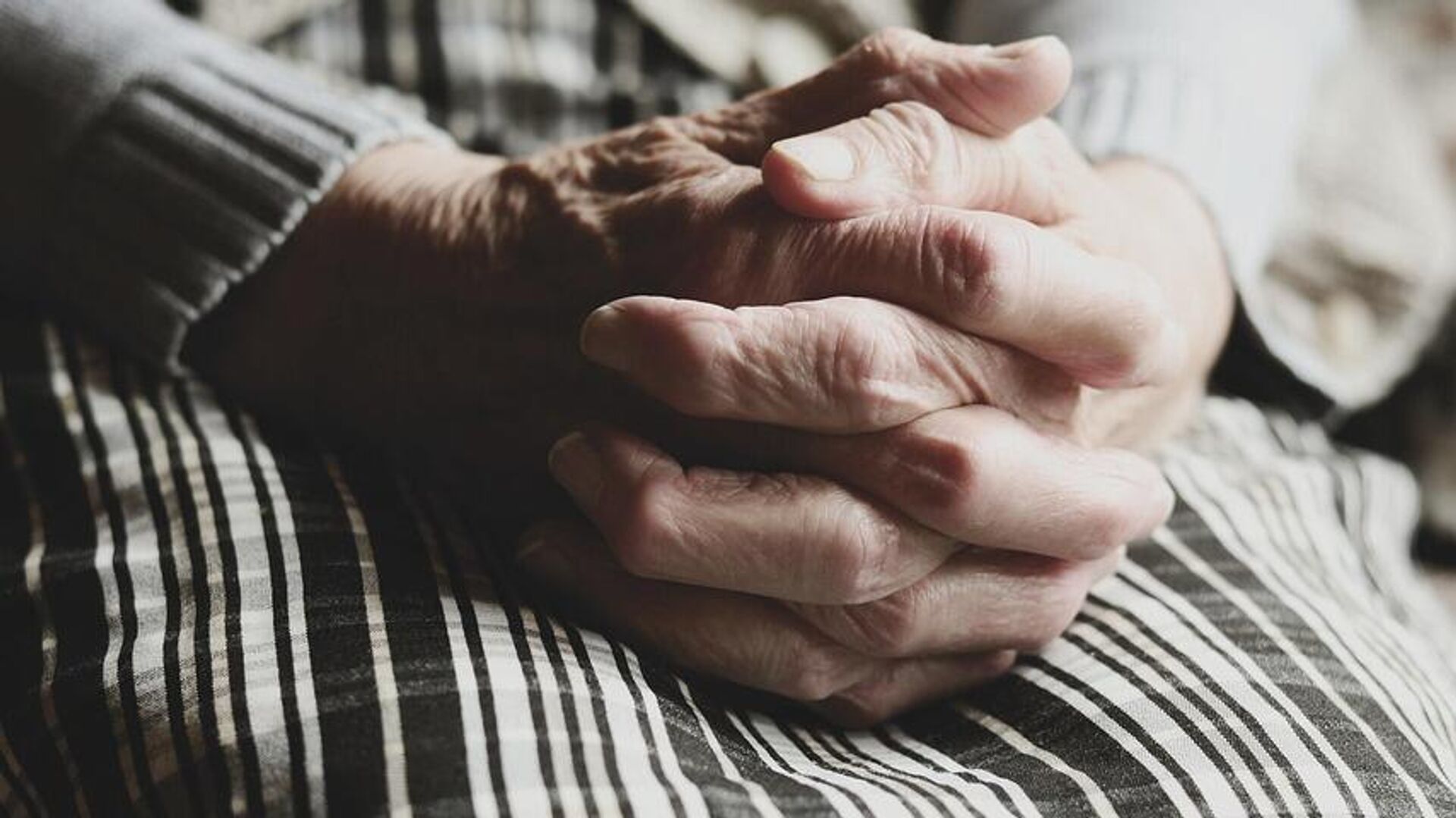 yaslilik donemi icin bakim sigortasinin detaylarini uzmani aciklandi 6ky5IqJm.jpg